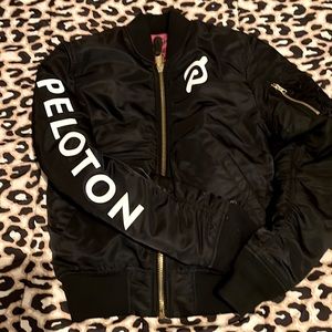 Awesome Peloton crop bomber